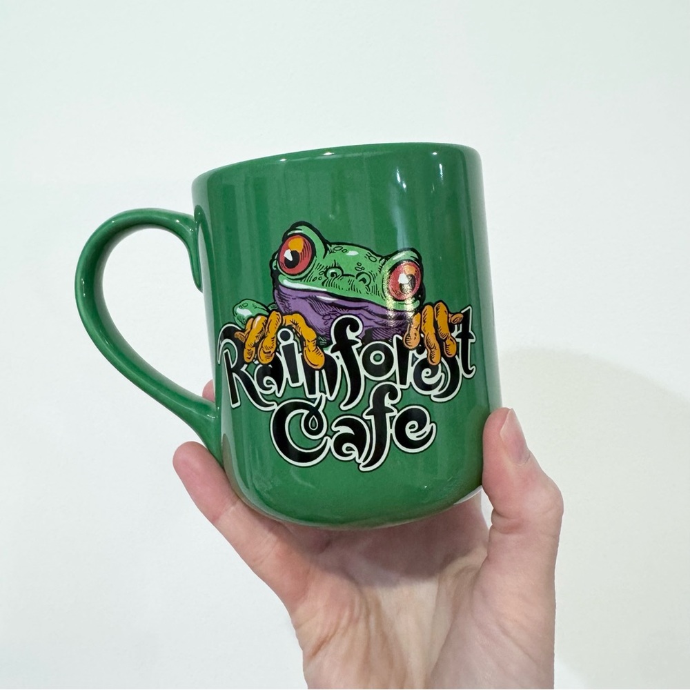 RAINFOREST CAFE Vintage 1999 Green Frog Design Mug